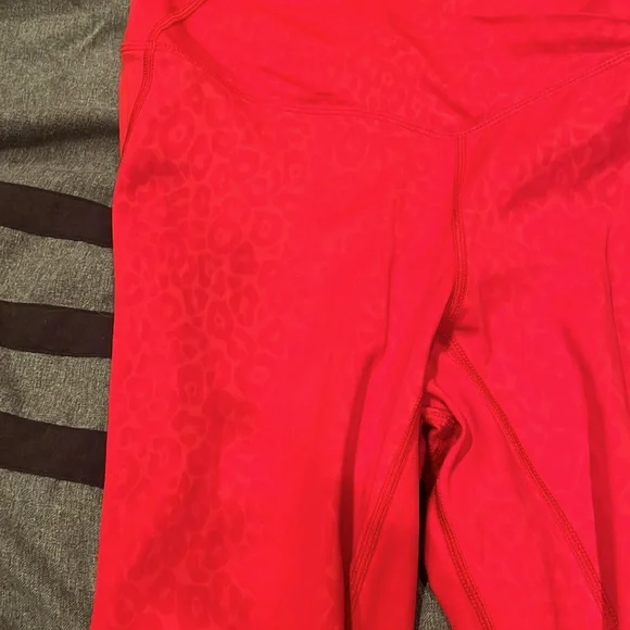 Zyia leggings red snakeskin 6-8 - Picture 1 of 1